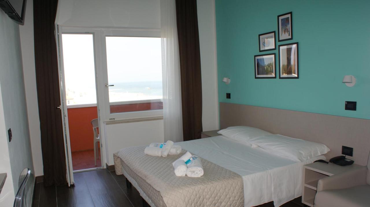 Double or Twin Room with Side Sea View,1147082287:JPEG